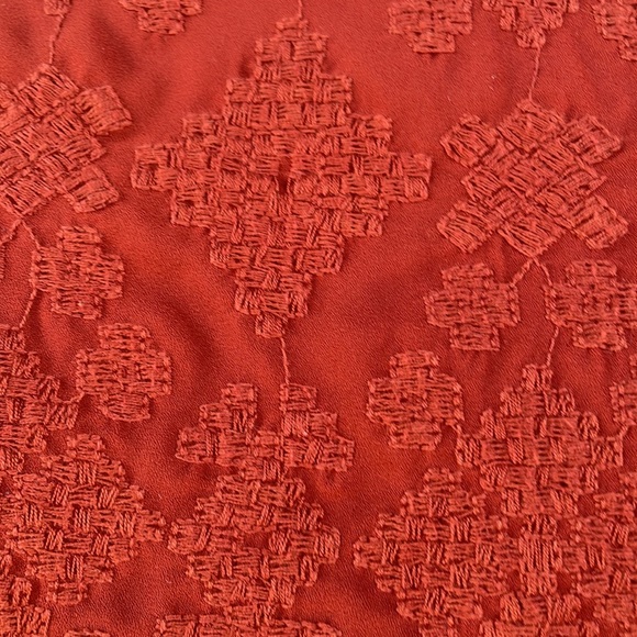 Mossimo boho tribal embroidered cayenne red top w/ tassel ties & flutter sleeve - Picture 3 of 7